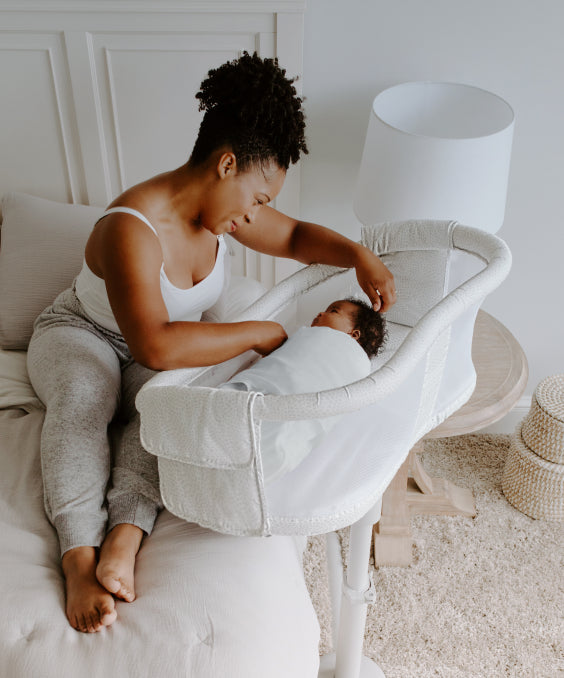 Premiere BassiNest Bassinet Swivel Sleeper