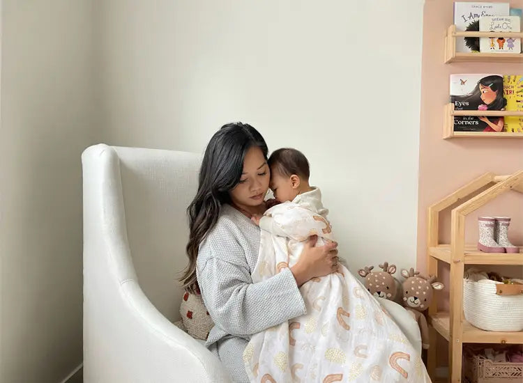 Muslin Square Swaddle Rainbow