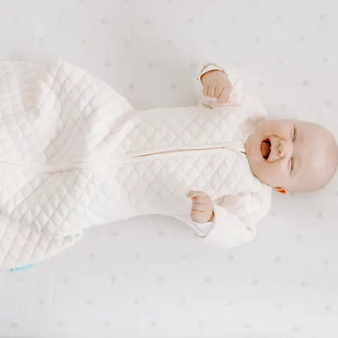 Snug fit baby sleeping bag