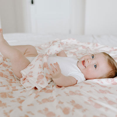 Snuggle Knit Newborn Gift Set - Rosettes
